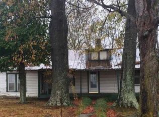 17285 Hall Rd, Athens, AL 35613