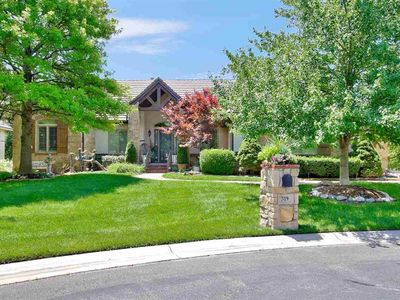 319 E Flint Hills National Ct, Andover, KS, 67002