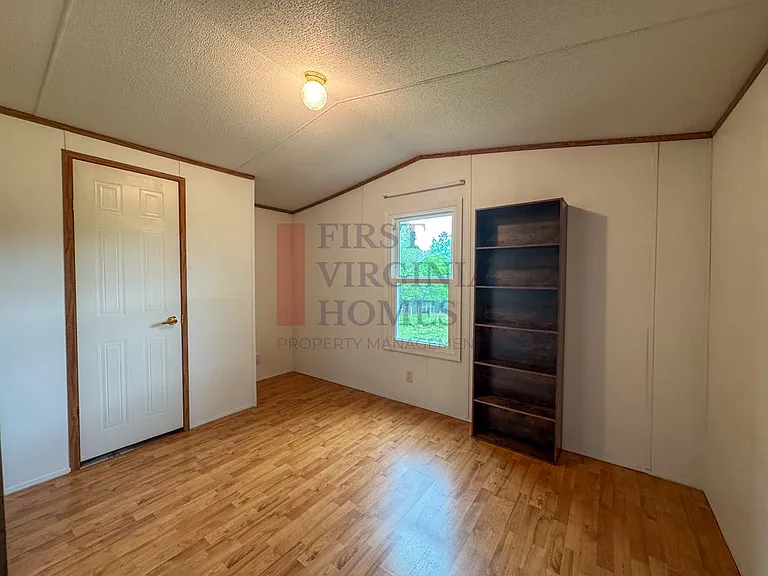 163 Wagner Pl — Photo 10
