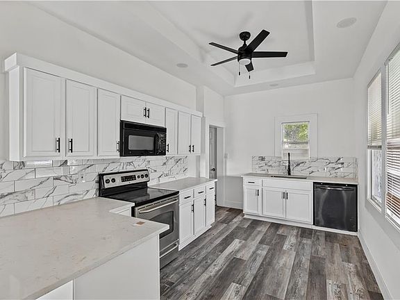 2nd image of 627 Sumner Ave