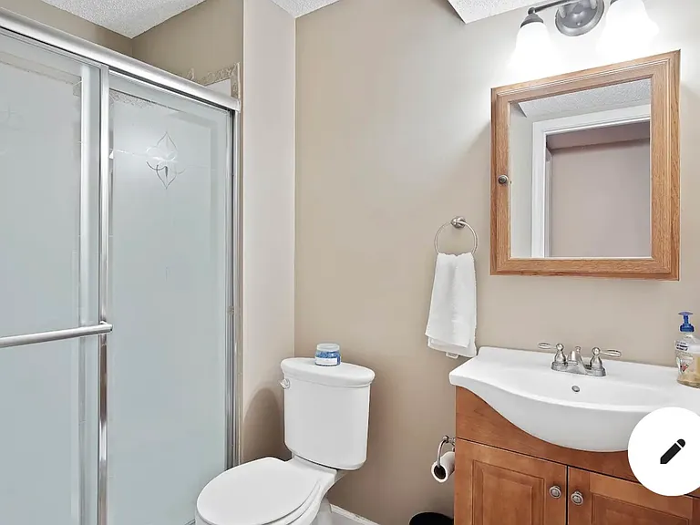 10711 W 90th Ter #B — Photo 8