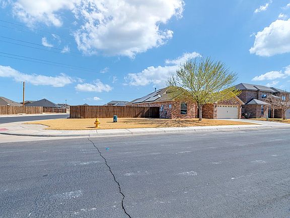 4th image of 6108 Valley View St