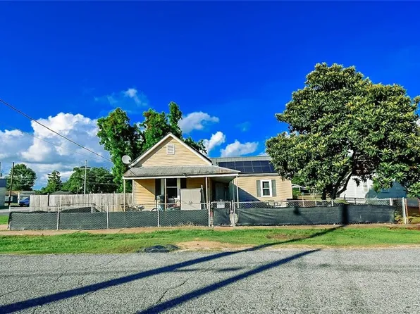 2414 Louisiana Ave, Lutcher, LA 70071