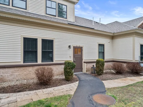 599 Washington St Ste 14, Pembroke, MA 02359