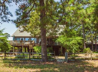 856 Blackbeard Pond Rd, Hague, VA 22469