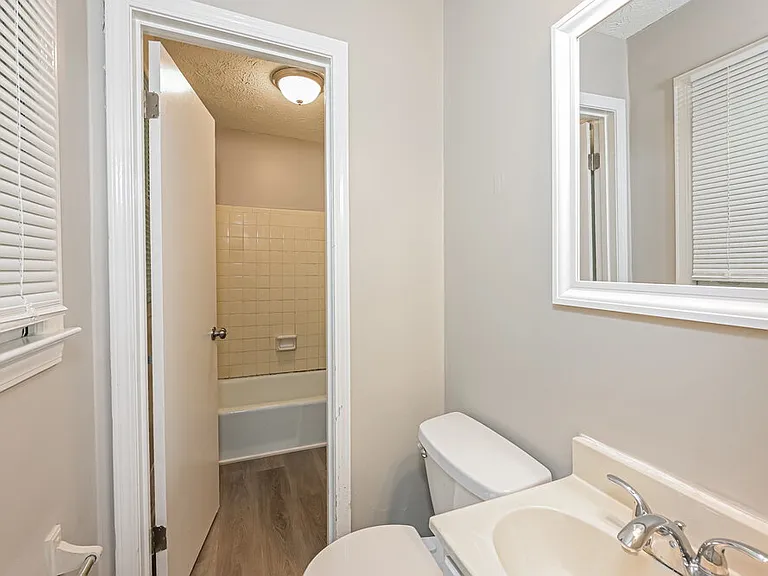 355 Arcadia Pl — Photo 10