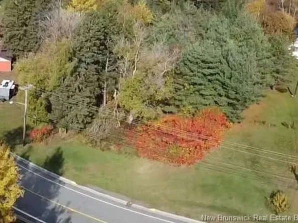 67 Hospital St, Bath, NB E7J 1B8