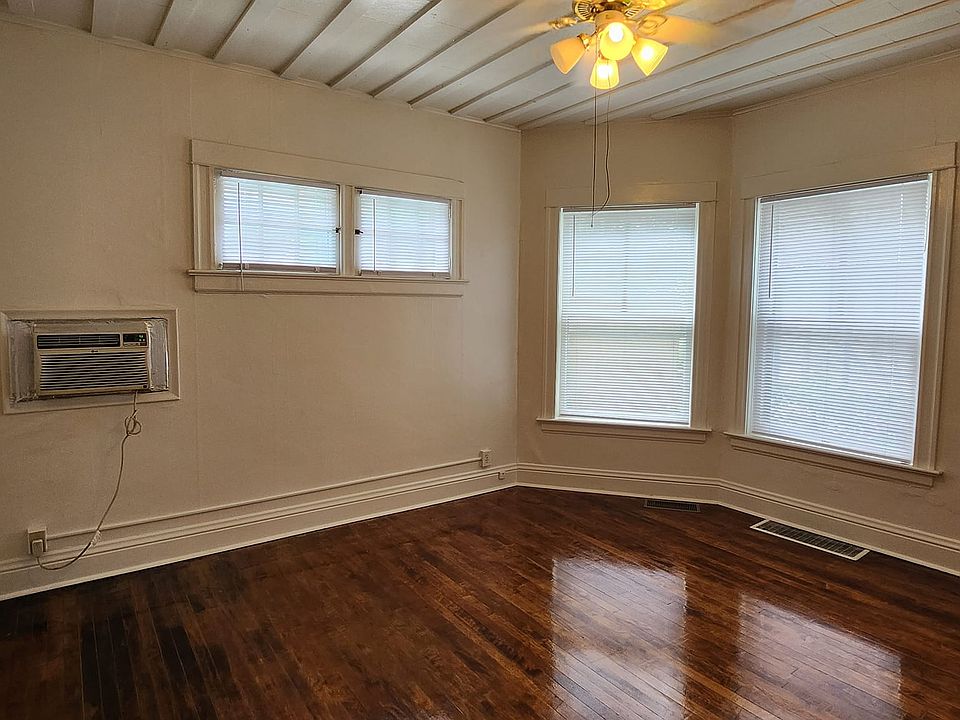 2nd image of 523 N 40th St APT 2