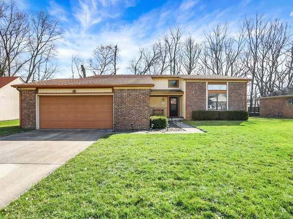 8539 Chateaugay Dr, Indianapolis, IN 46217