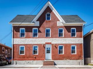 60 Albert St, Woodbridge, NJ 07095