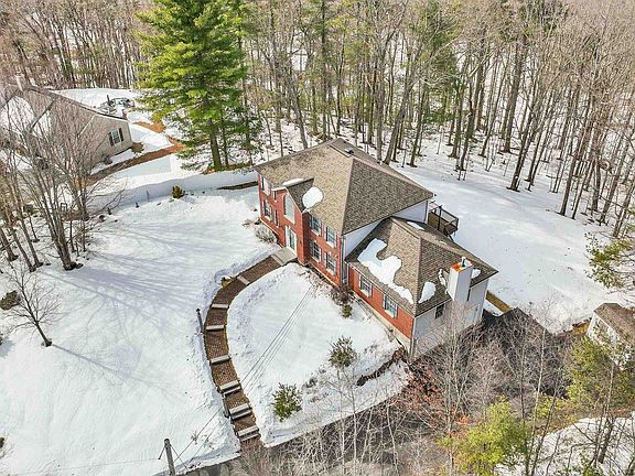 3rd image of 9 Quarry Road