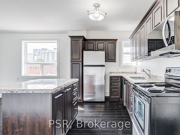 4th image of 2 Craighurst Ave #4