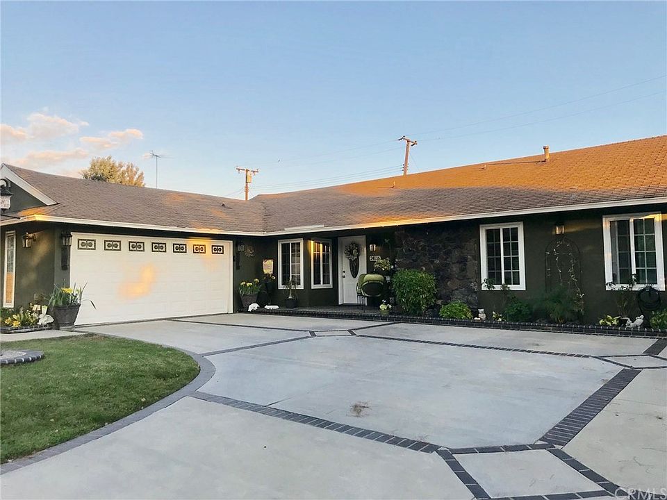 1st image of 24116 Palomino Dr