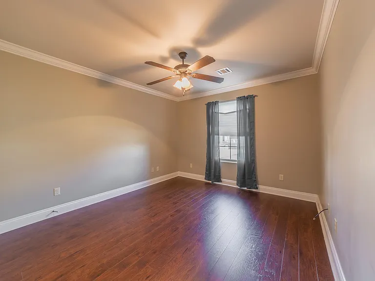 917 Lillian Michel Dr — Photo 14