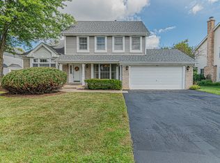 1356 Lorraine Pl, Schaumburg, IL 60173