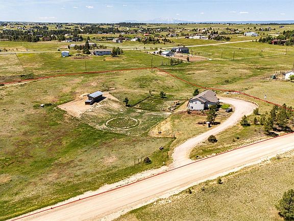 4th image of 1687 Pawnee Parkway