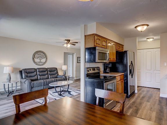 5th image of 4400 S Poplar St Unit 305