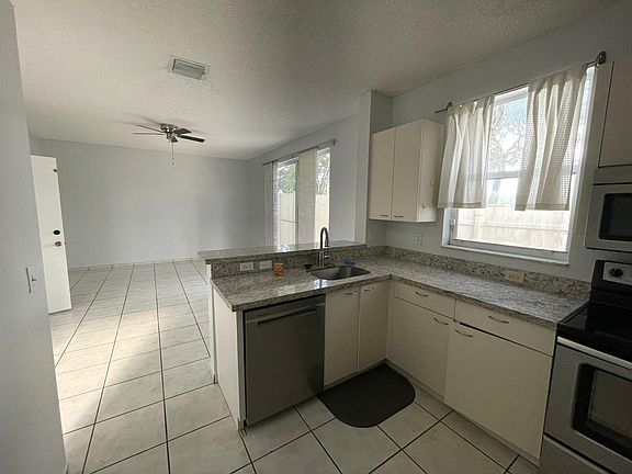 2nd image of 15472 NW 12th Ct #154722