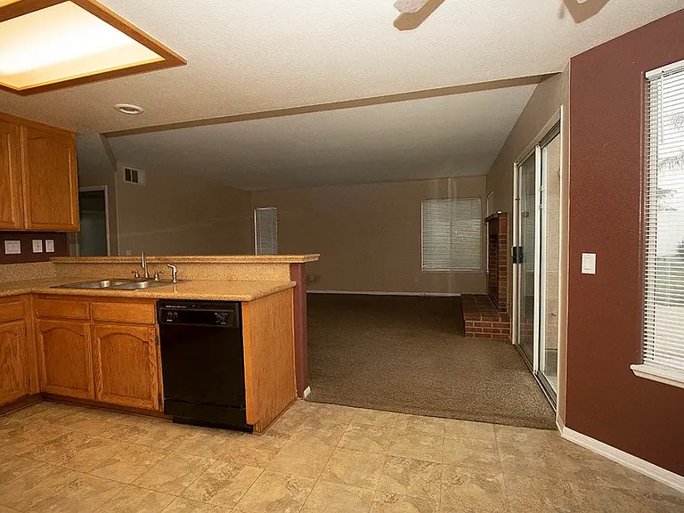 40570 Nob Ct — Photo 12