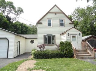 6400 Center St, Lake View, NY 14085