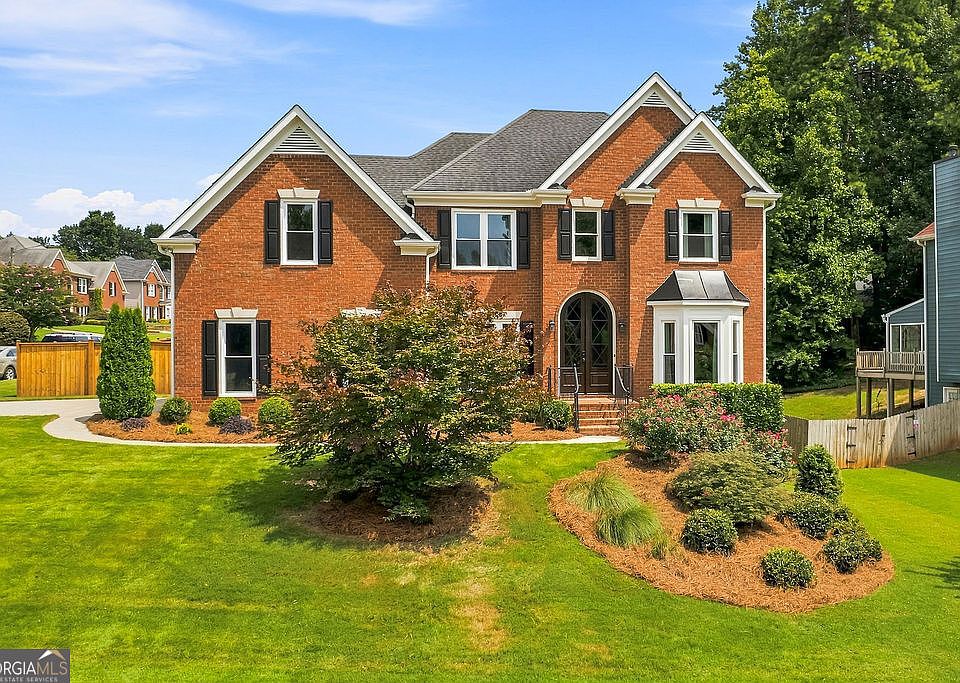1st image of 2469 Arcadia Dr NW