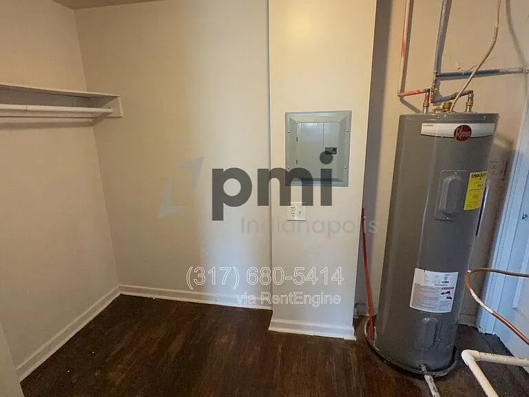 Parkview Apartments LLC — Photo 293