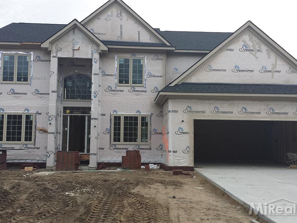 1st image of 1836 Oak Forest Dr E