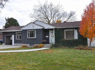 438 E Knollcrest St, Murray, UT 84107