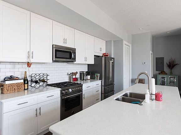 3rd image of 250 2nd St SW #102