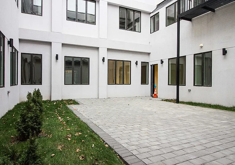 783 Knickerbocker Ave #210 — Photo 25