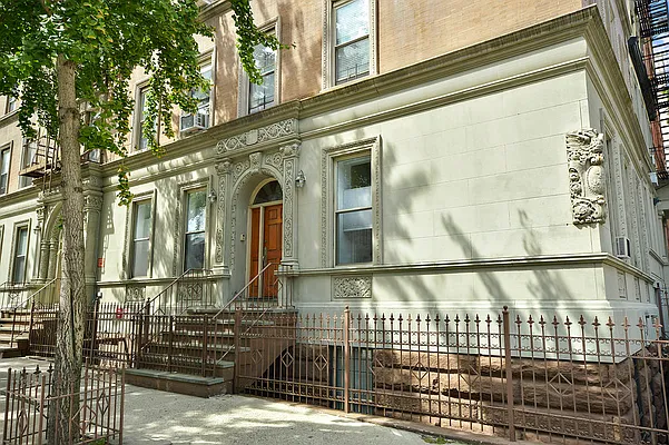 Sold by Corcoran | media 6