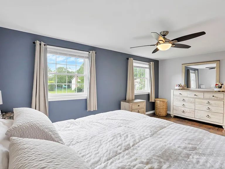 8752 Seabright Dr — Photo 24