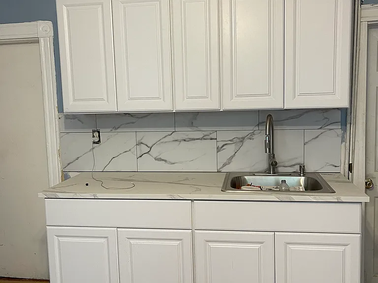 265 Washington Ave #1 — Photo 17