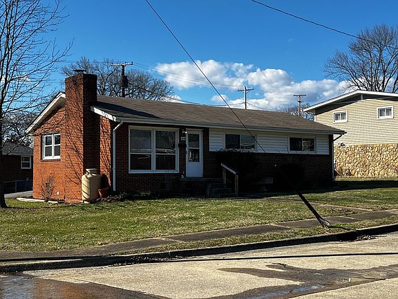 2nd image of 2016 Brookwood Cir
