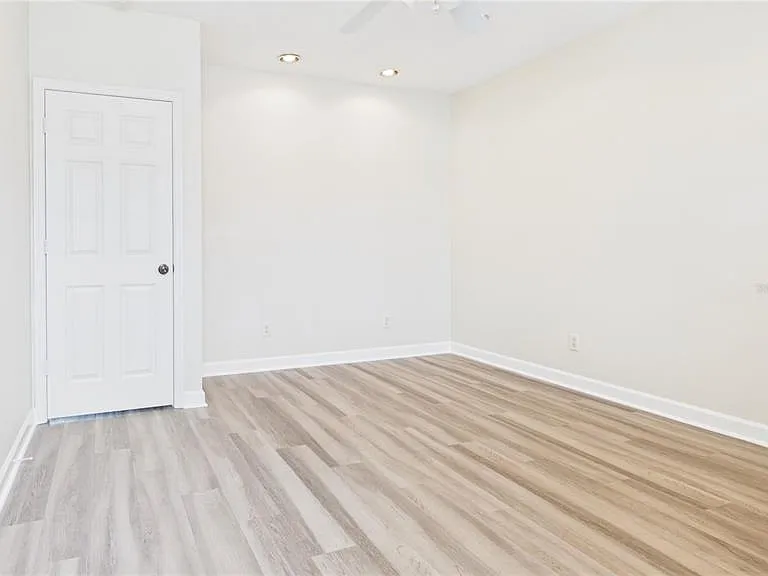 505 S Tampania Ave #7 — Photo 17