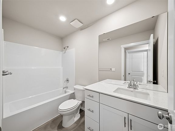 5th image of 14834 203rd Avenue E #683