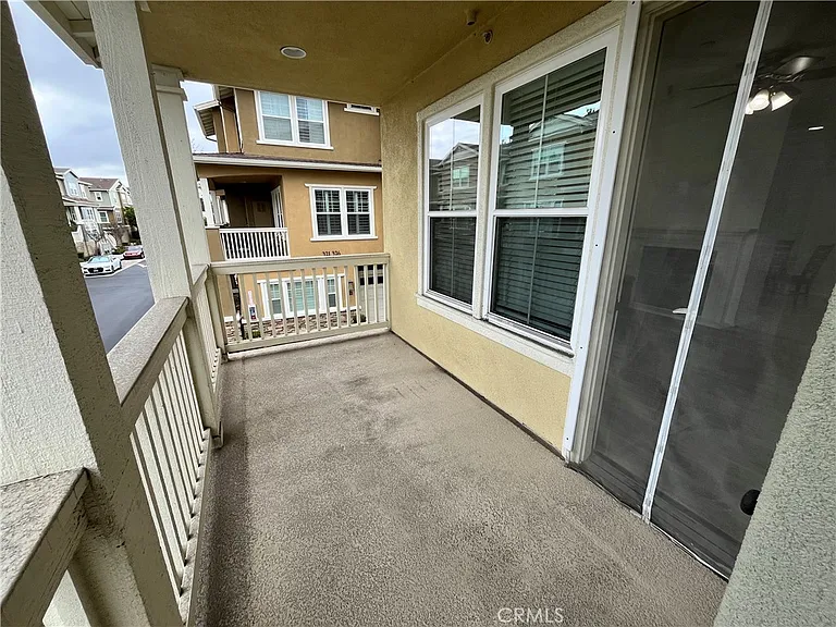 1800 Oak #318 — Photo 20