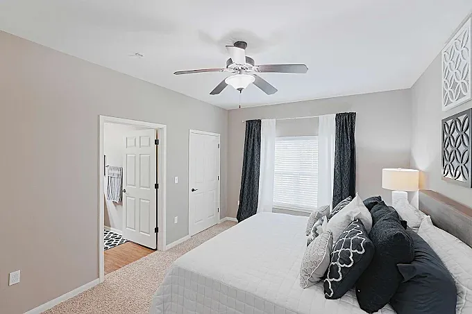 Landmark at Spring Cypress — Photo 36