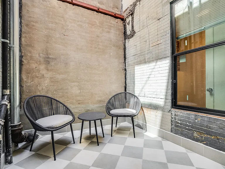 673 Broadway #5 — Photo 12