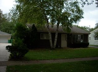 377 Jeffery Ln, Wheeling, IL 60090