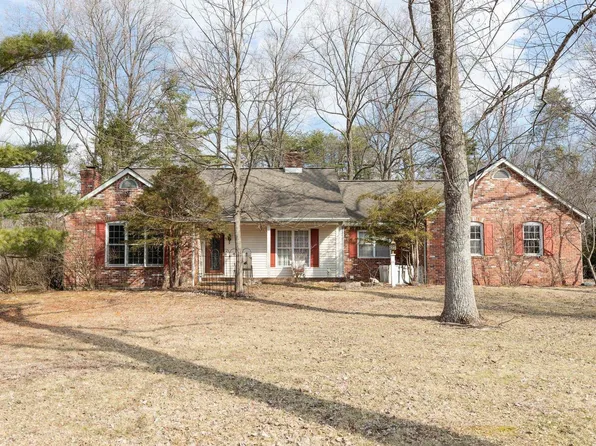 4444 W Tanglewood Rd, Bloomington, IN 47404