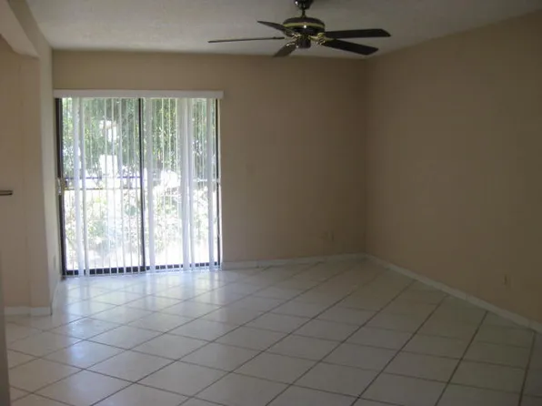 7200 NW 2nd Ave #1160, Boca Raton, FL 33487