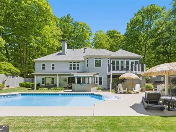5725 Ash Dr, Cumming, GA 30040