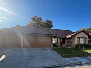 1225 N Mayflower Cir, Ridgecrest, CA 93555