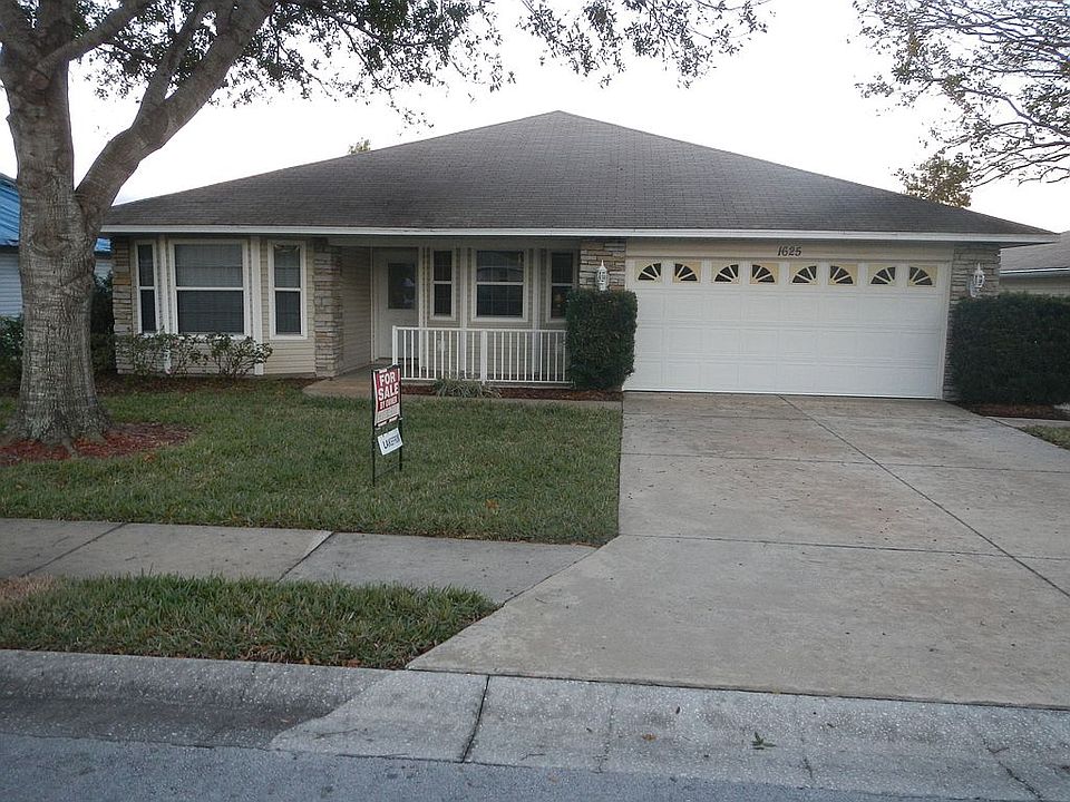 1st image of 1625 Lake Villa Dr