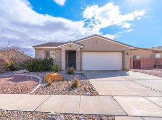 2716 E Slick Rock Rd, Washington, UT 84780