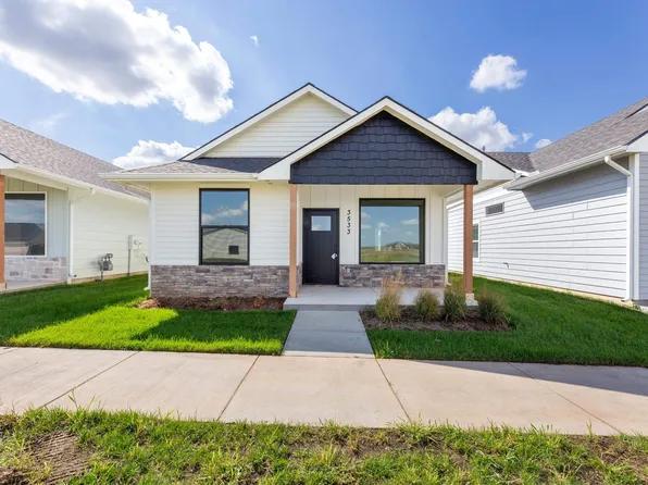 3533 N Azalea St, Maize, KS 67223