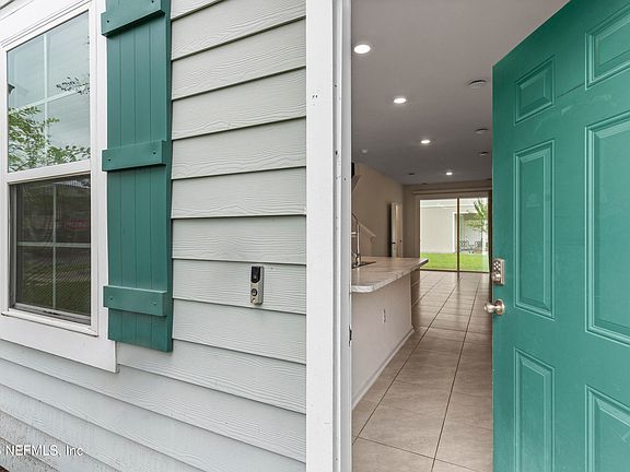 5th image of 8207 LAROSE Road