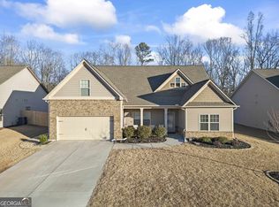 6543 Teal Trail Dr, Flowery Branch, GA 30542
