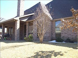 2nd image of 3201 Vista Lake Cir